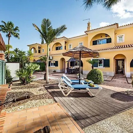 Holiday home Norcas Grande - - Heat Pool Game